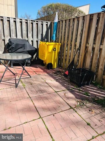 596 WEST CT, Glen Burnie, MD 21061