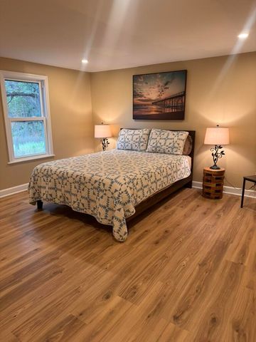 15014 Bennetts Point Road, Green Pond, SC 29446