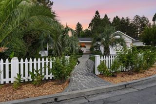 2 Bradley Court, Redwood City, CA 94061