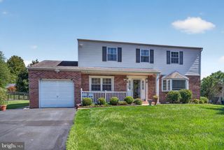 1071 PLOWSHARE RD, Blue Bell, PA 19422
