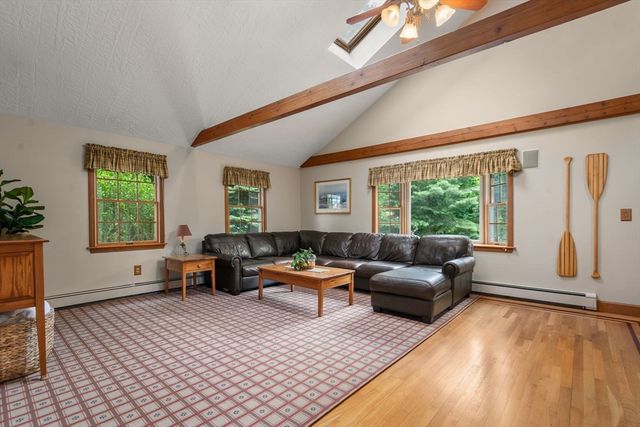 18 Ivy Rd, Littleton, MA 01460