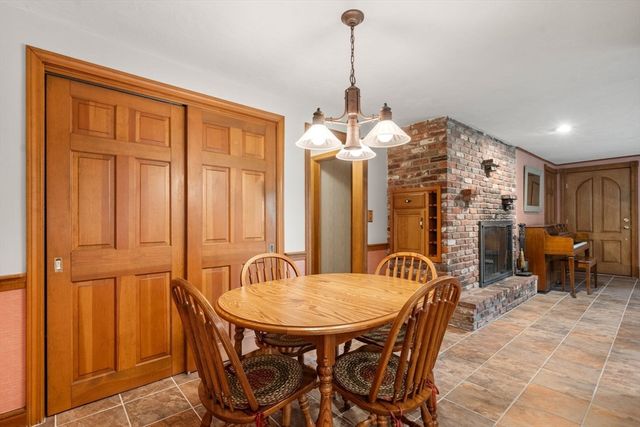 18 Ivy Rd, Littleton, MA 01460