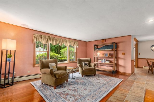 18 Ivy Rd, Littleton, MA 01460