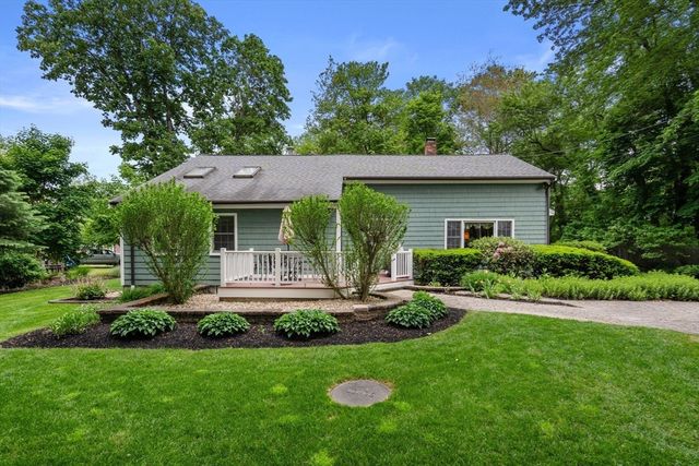 18 Ivy Rd, Littleton, MA 01460