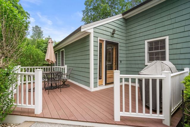 18 Ivy Rd, Littleton, MA 01460