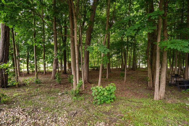 18 Ivy Rd, Littleton, MA 01460