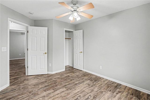 420 SW GRAYSTONE Drive, Grain Valley, MO 64029
