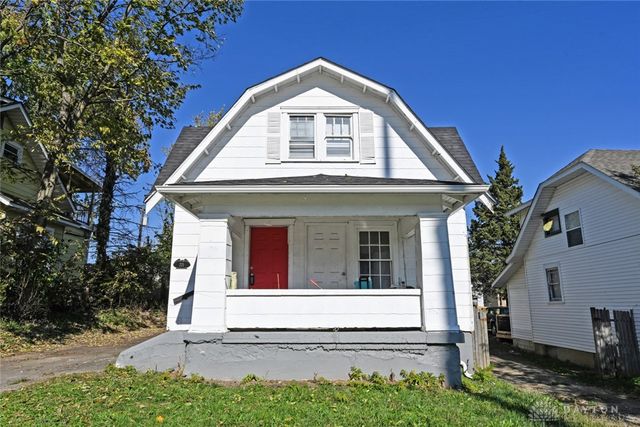 221 E Siebenthaler Avenue, Dayton, OH 45405