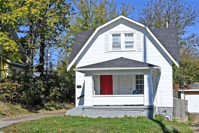 221 E Siebenthaler Avenue, Dayton, OH 45405