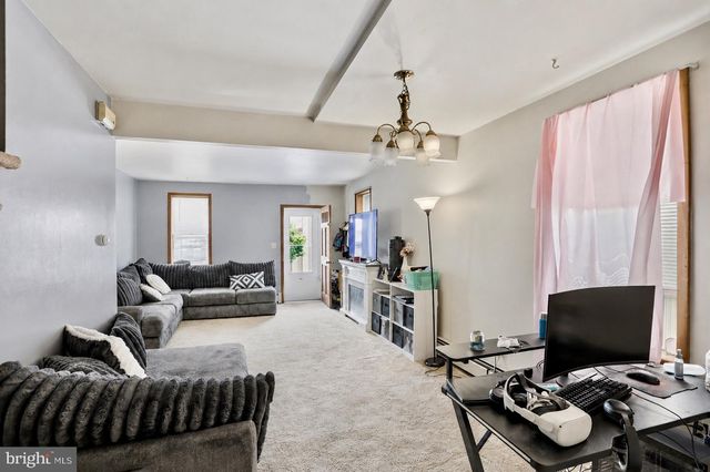 249 SUMMIT AVE, Hagerstown, MD 21740