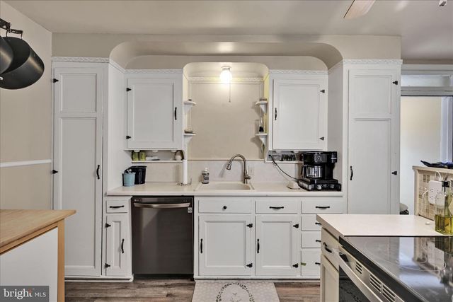 61 PARK AVE, Ephrata, PA 17522