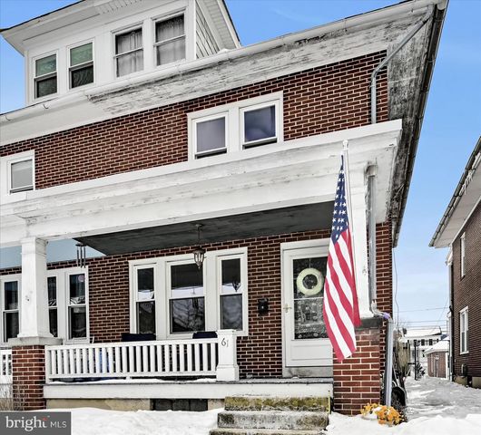 61 PARK AVE, Ephrata, PA 17522