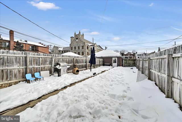 61 PARK AVE, Ephrata, PA 17522