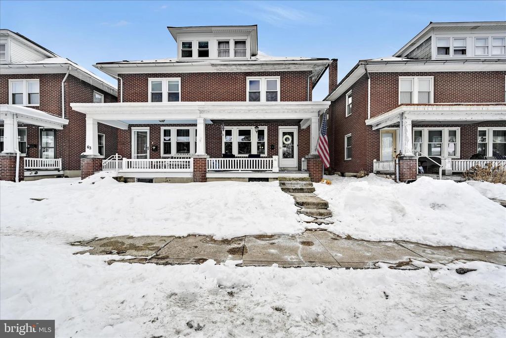 61 PARK AVE, Ephrata, PA 17522