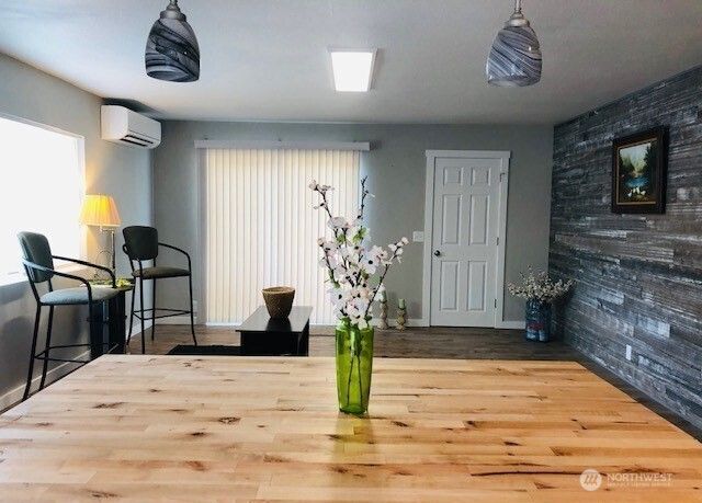 802 Hanford Avenue, Bremerton, WA 98310