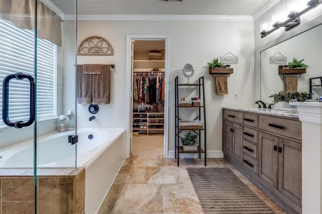 11823 Solon Springs Drive, Tomball, TX 77375