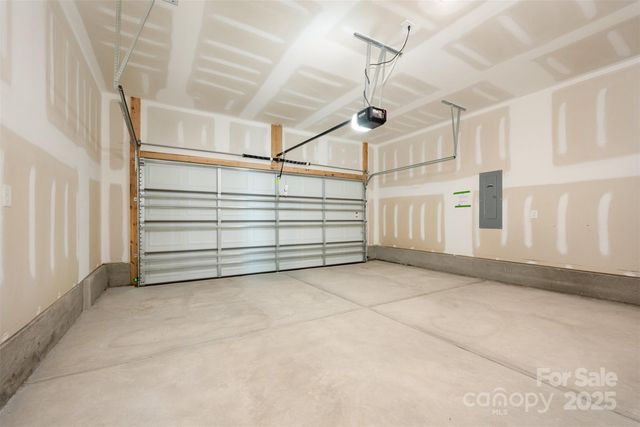 3030 Breslin Street, Charlotte, NC 28214