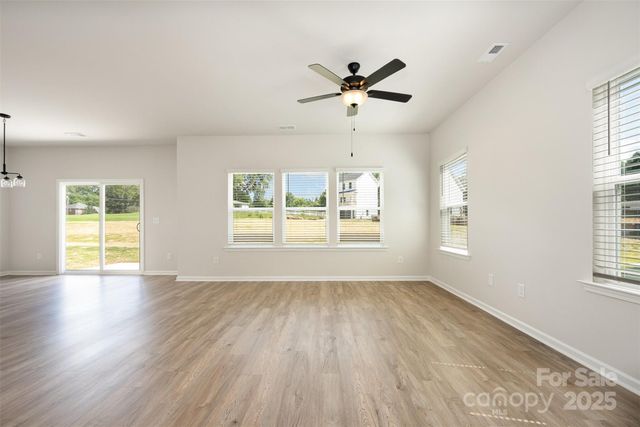 3030 Breslin Street, Charlotte, NC 28214