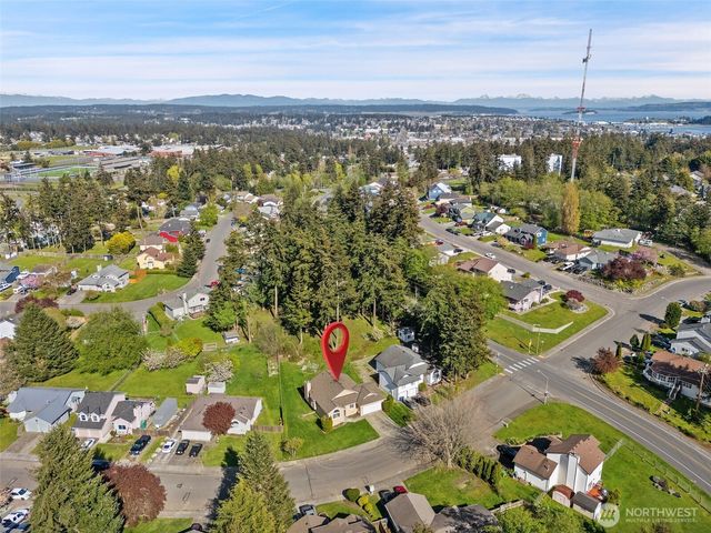 70 SW Roeder Drive, Oak Harbor, WA 98277