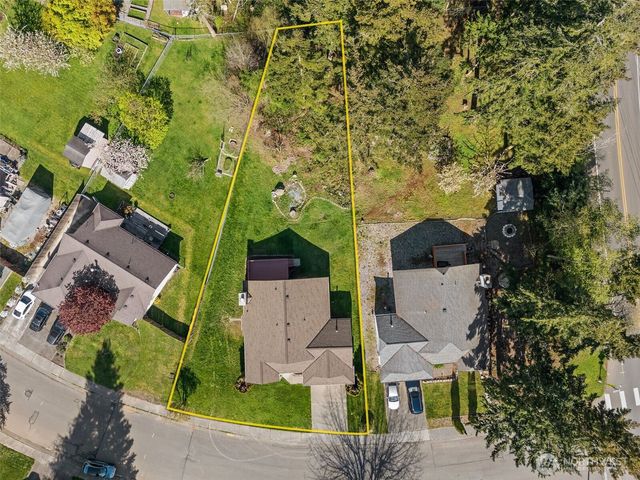 70 SW Roeder Drive, Oak Harbor, WA 98277