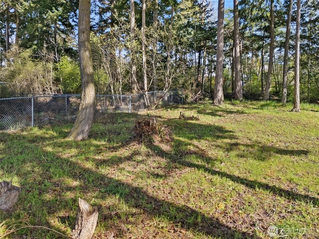 70 SW Roeder Drive, Oak Harbor, WA 98277