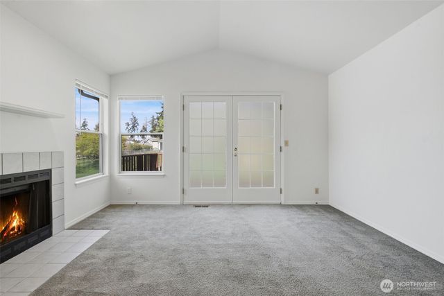 70 SW Roeder Drive, Oak Harbor, WA 98277