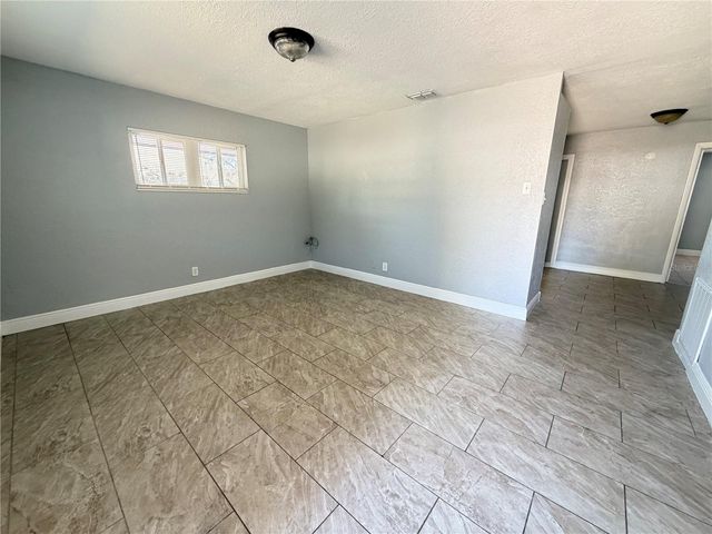 922 MARTIN LUTHER KING BOULEVARD NE, Winter Haven, FL 33881