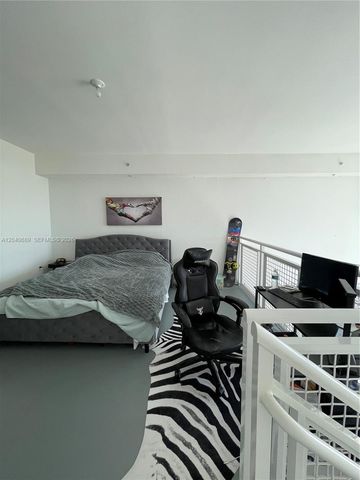 253 NE 2nd Street 632, Miami, FL 33132