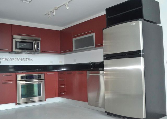 253 NE 2nd Street 632, Miami, FL 33132