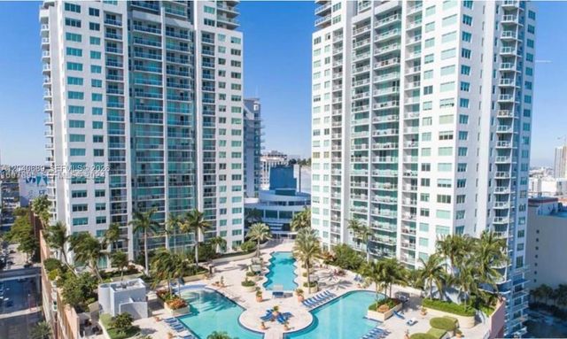 253 NE 2nd Street 632, Miami, FL 33132