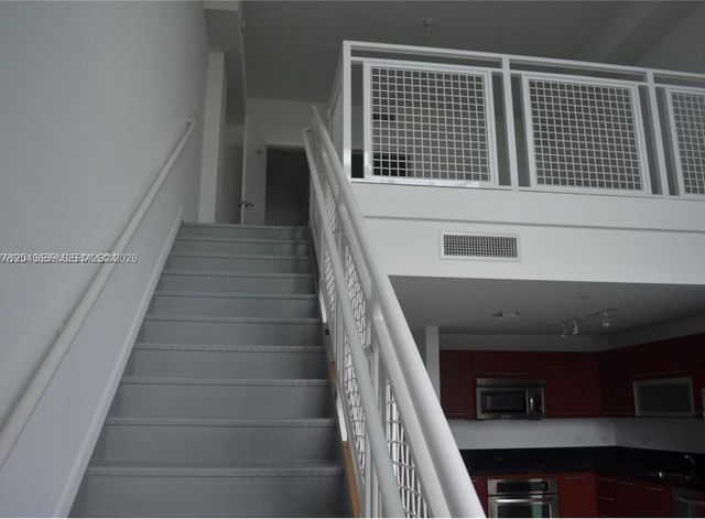 253 NE 2nd Street 632, Miami, FL 33132