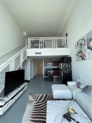253 NE 2nd Street 632, Miami, FL 33132