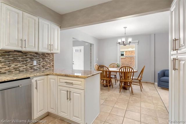 11721 Alois Street, Livonia, MI 48150