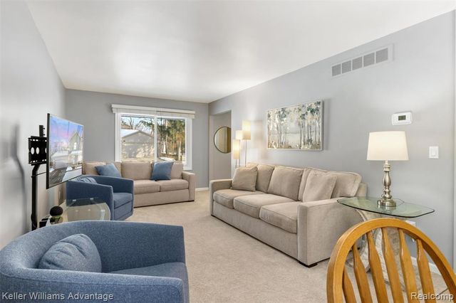 11721 Alois Street, Livonia, MI 48150