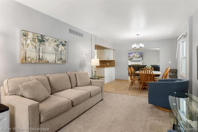 11721 Alois Street, Livonia, MI 48150