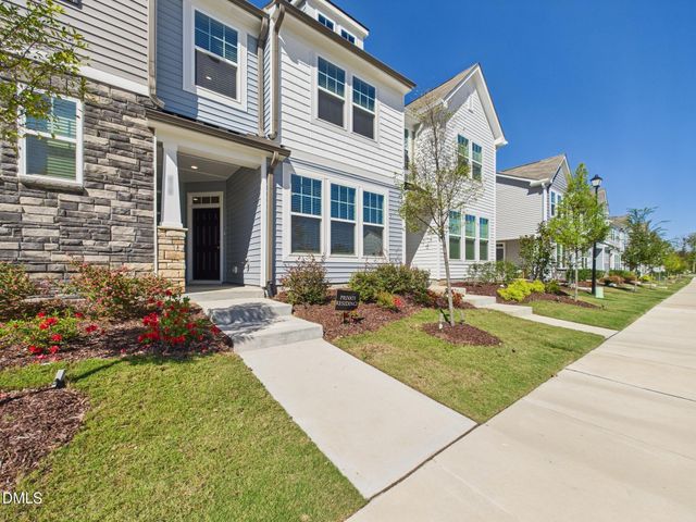 458 Channel Drop Drive, Clayton, NC 27520