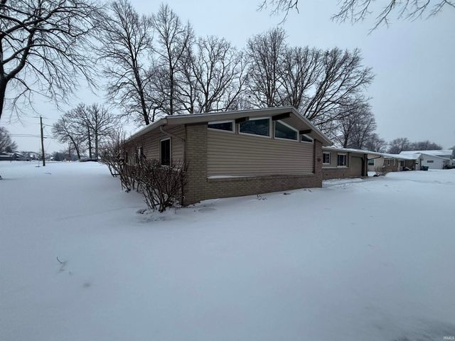 928 Straford Road, New Haven, IN 46774