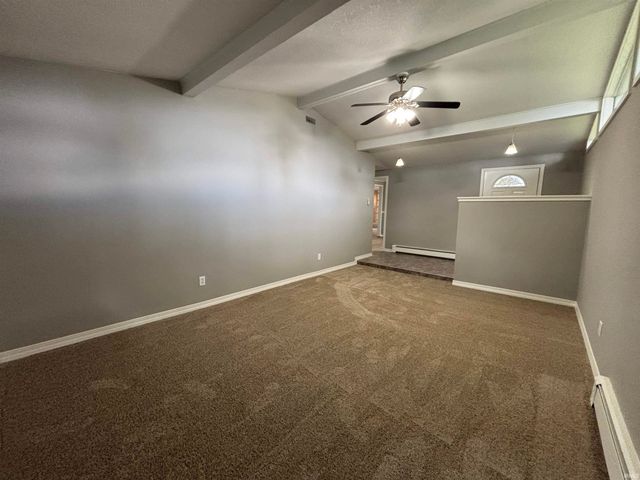 928 Straford Road, New Haven, IN 46774