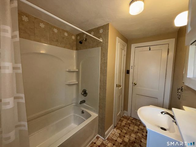 127 Booth Street 1st Floor, New Britain, CT 06053