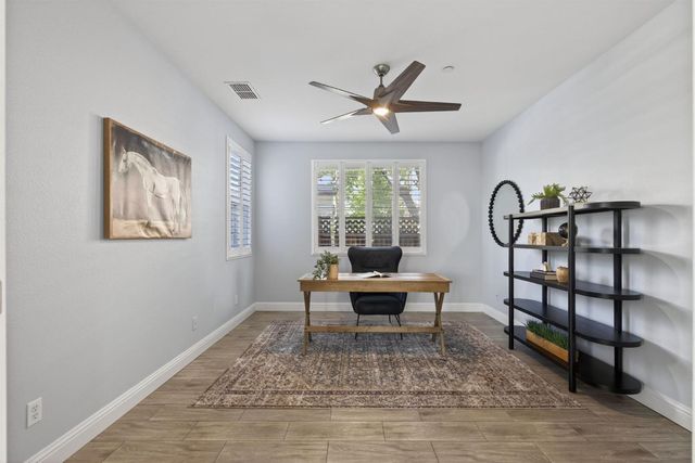 1051 Landmark Cir, Lincoln, CA 95648