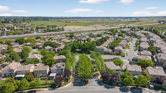 1051 Landmark Cir, Lincoln, CA 95648