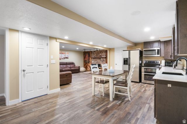 1471 E SHOSHONE AVE, Sandy, UT 84092