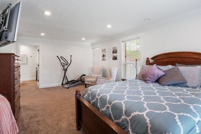 1471 E SHOSHONE AVE, Sandy, UT 84092