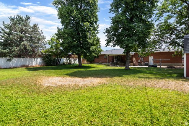 1471 E SHOSHONE AVE, Sandy, UT 84092