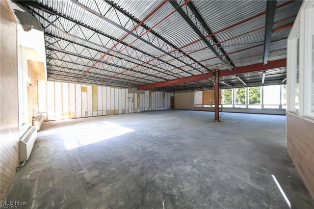 27059 Center Ridge Road, Westlake, OH 44145