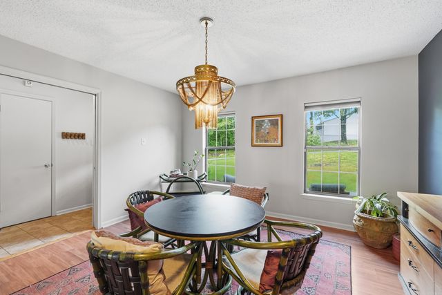 8 Hightrail Drive, Maumelle, AR 72113