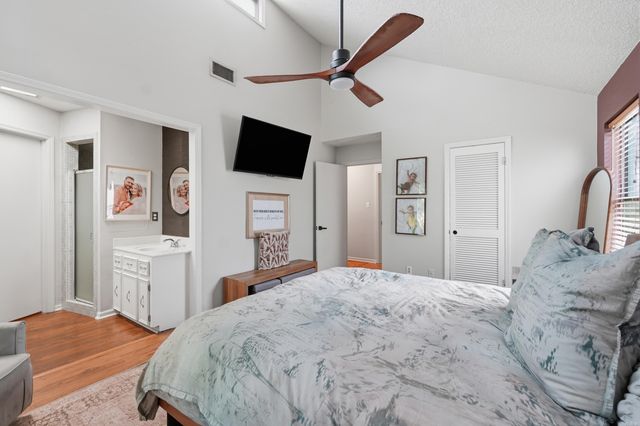 8 Hightrail Drive, Maumelle, AR 72113