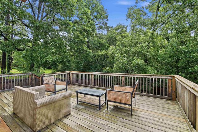 8 Hightrail Drive, Maumelle, AR 72113