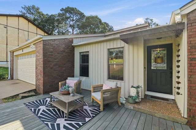 8 Hightrail Drive, Maumelle, AR 72113