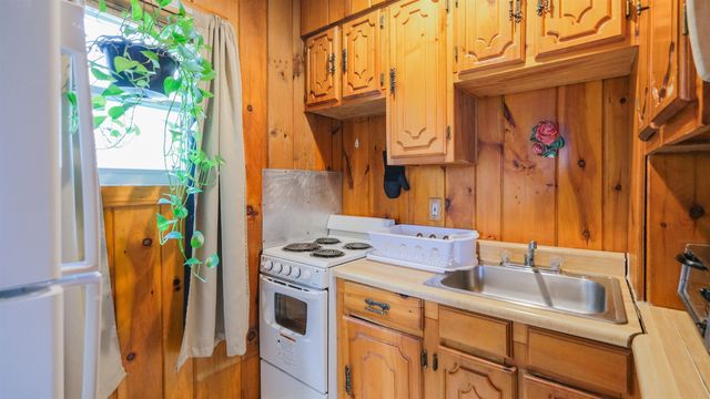 57 Pleasant Street, Ludlow, VT 05149